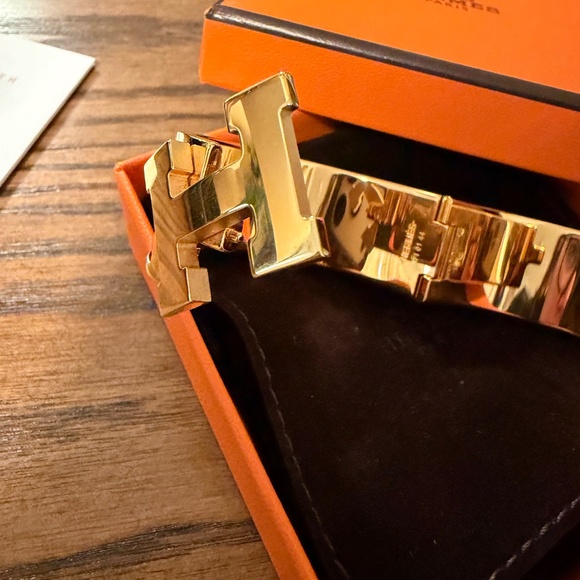 Hermes Orange Enamel Clic Clac H Bracelet - Picture 5 of 7